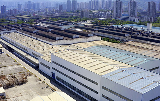 1638005442101917.jpg 千庫網(wǎng)_4K實拍重慶大型企業(yè)廠區(qū)鳥瞰視頻素材_攝影圖編號169692.jpg